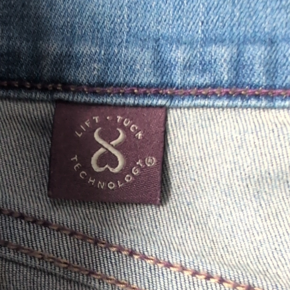 NYDJ Denim Bermuda Shorts - Picture 10 of 12